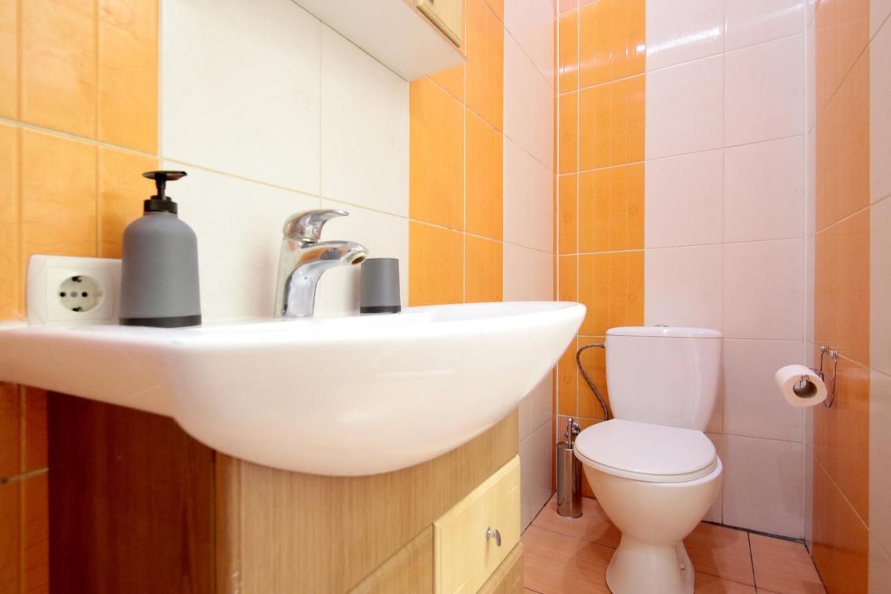 Deluxe Apartments 1326 Lviv Bagian luar foto